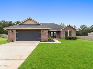 49 Summit View Dr, Perkinston, MS 39573