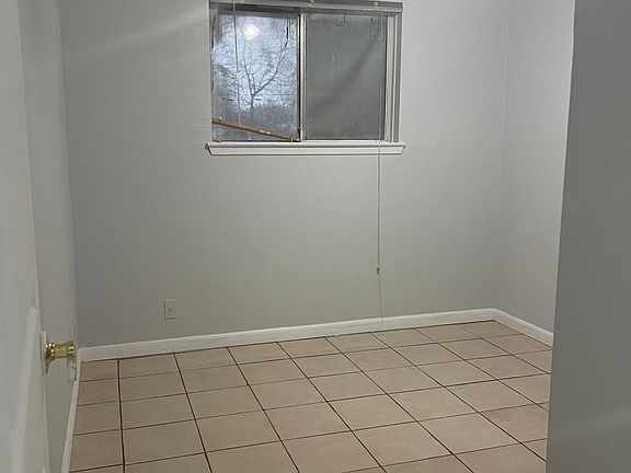 2nd image of 11066 Spottswood Dr