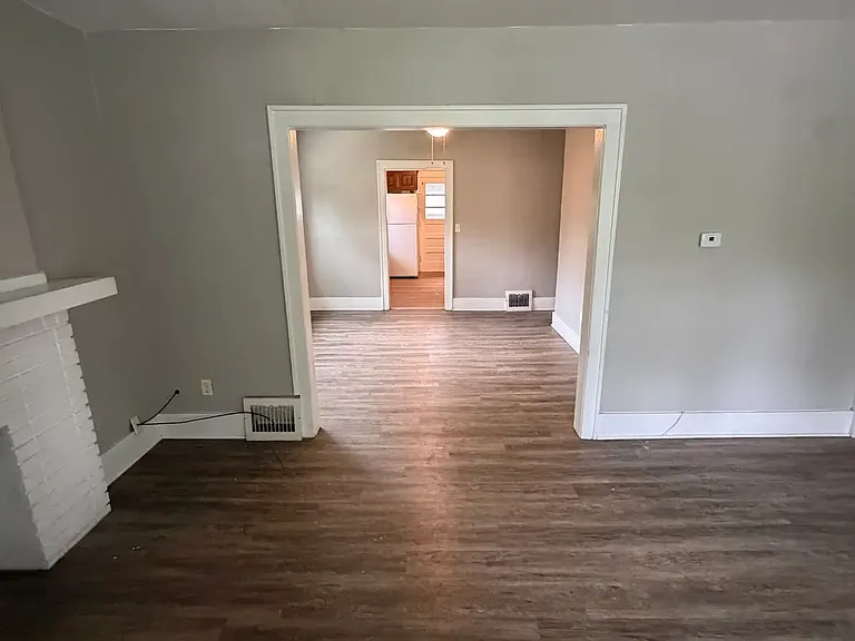 3548 Willys Pkwy #2 — Photo 2