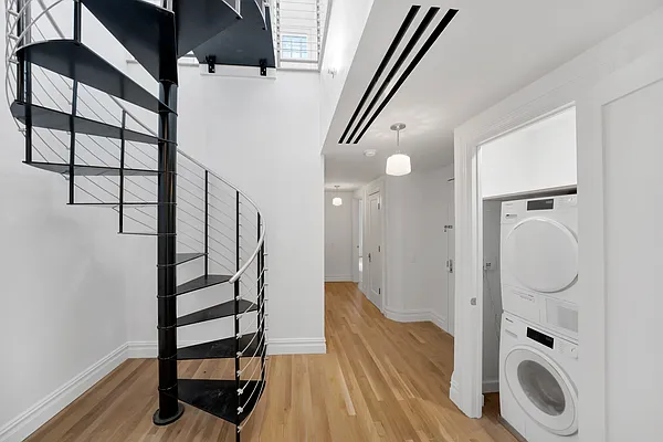 Rented by New York Residence | media 31