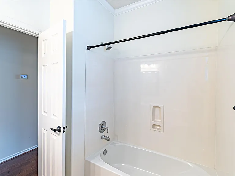 17911 Serene Shore Dr — Photo 38