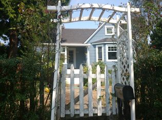 516 N 82nd St, Seattle, WA 98103