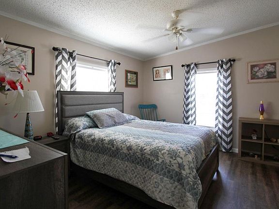 4th image of 3507 NW Live Oak Cir