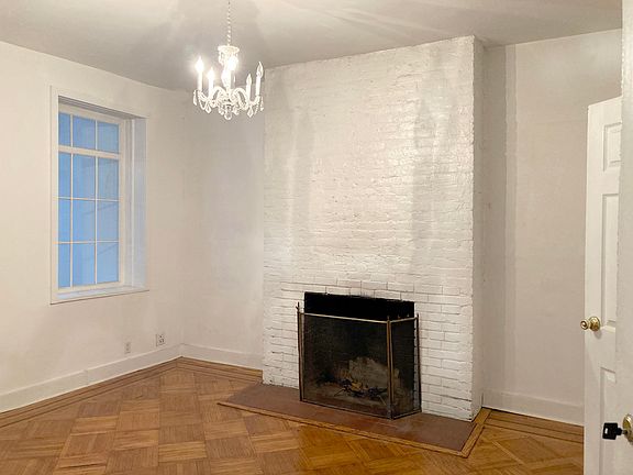 4th image of 58 Charles St #3