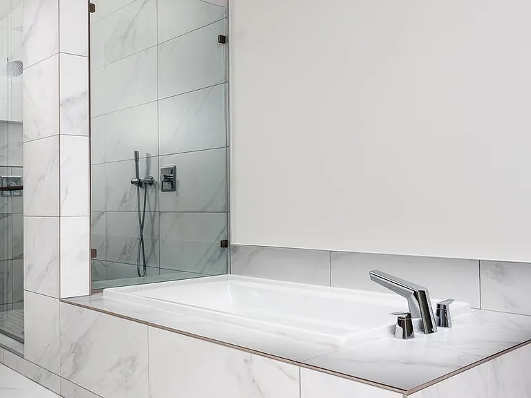 Tub & Shower