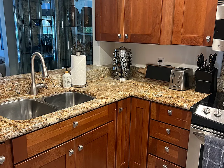 302 Forest Hills Dr #302 — Photo 30