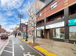 536 College St #A, Toronto, ON M6G1A6
