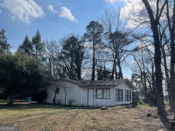 2nd image of 2155A Rosedale Rd