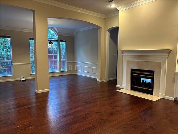 5th image of 6745 Patrick Ln