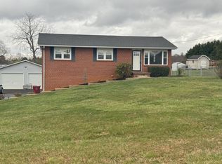 3707 E Mountainview Rd, Johnson City, TN 37601