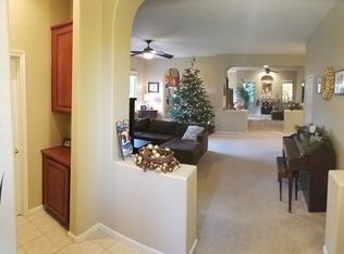 4003 Oakhurst Ct, Roseville, CA 95747