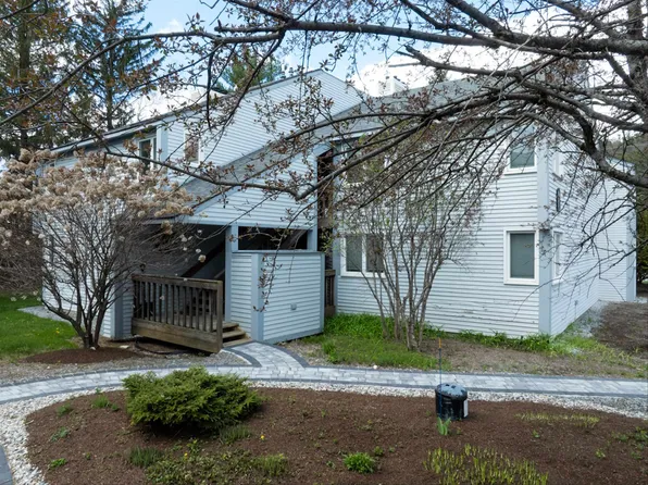 32 Route 103 South #F1, Ludlow, VT 05149