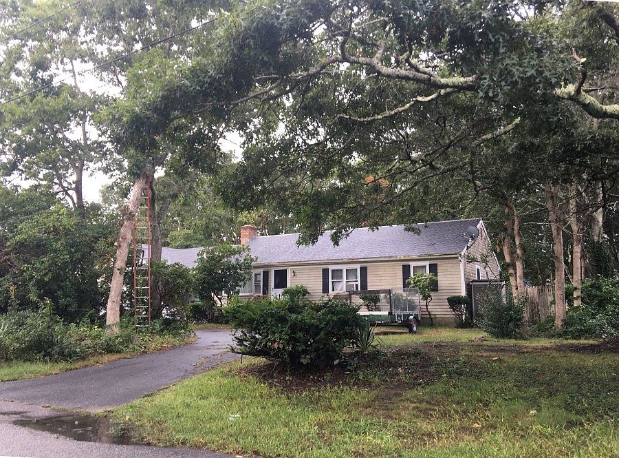 2nd image of 133 Beth Ln