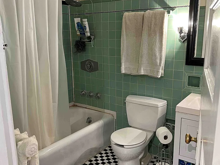 465 Park Dr #4 — Photo 9