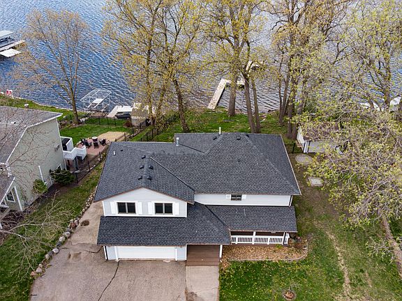 2nd image of 3010 Fairview Rd SW