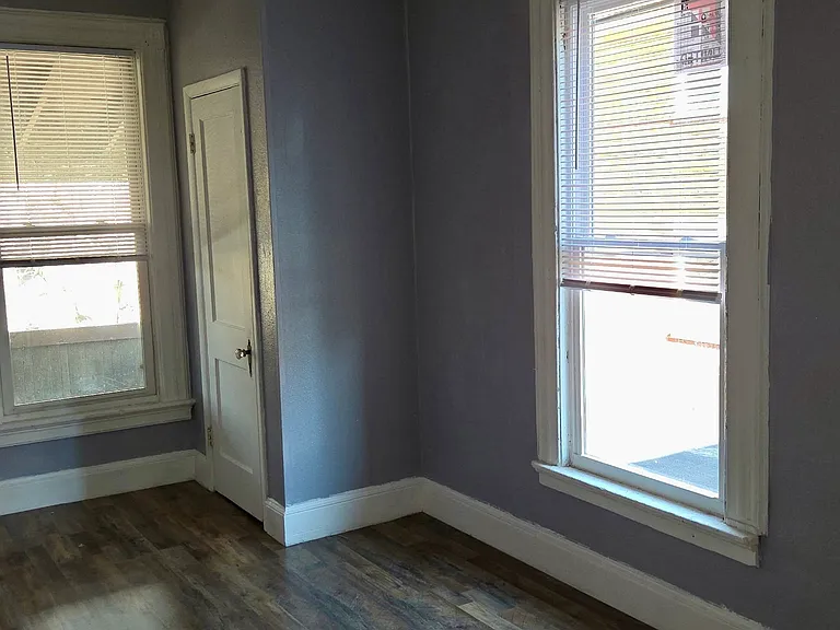 14 Grand Blvd #6 — Photo 3