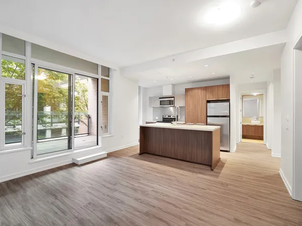 75 W 1st Ave #Townhouse 183, Vancouver, BC V5Y 0E1