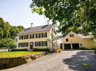 211 North St, Medfield, MA 02052