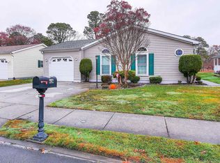 262 Pebble Beach Dr, Mays Landing, NJ 08330
