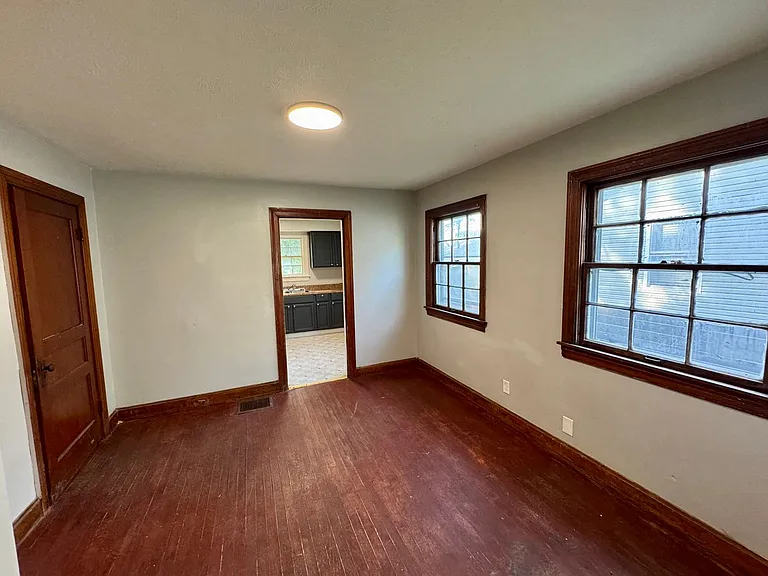 2233 7th Street Rd — Photo 3