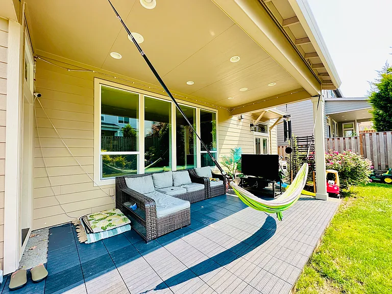 7815 NW 166th Ave — Photo 68
