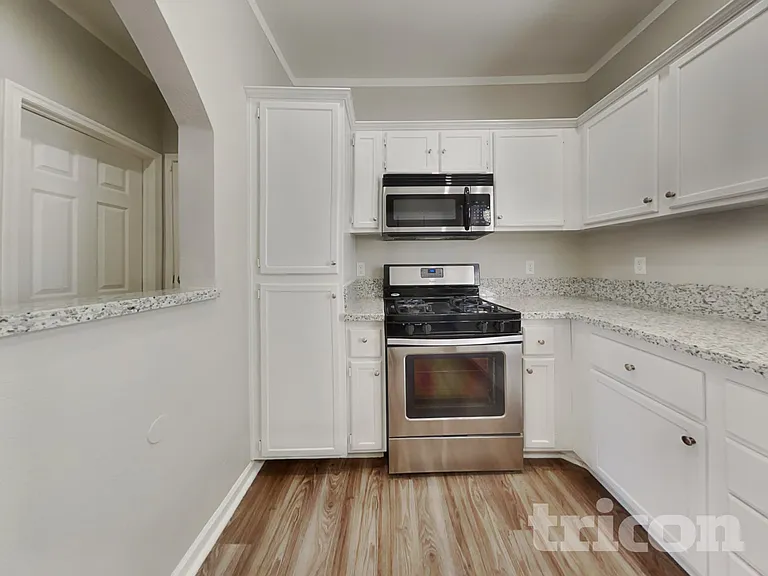 1244 Maple Pines Ave — Photo 4
