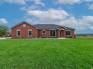 700 Lake Valley, La Vernia, TX 78121