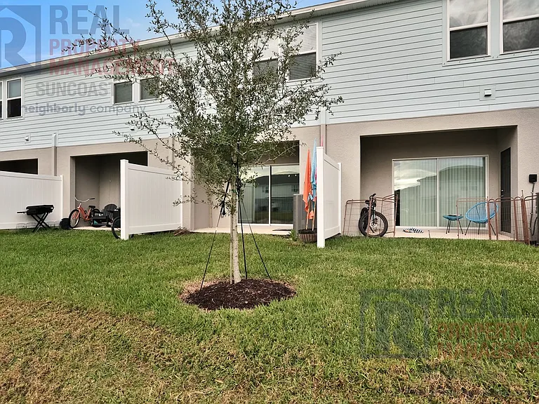 8937 Daybreak St — Photo 33