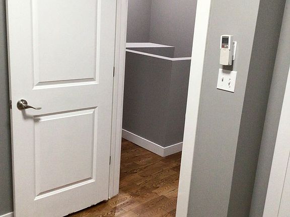 4th image of 4520 S Drexel Blvd #601