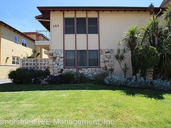 3rd image of 484 S Los Robles Ave APT 8