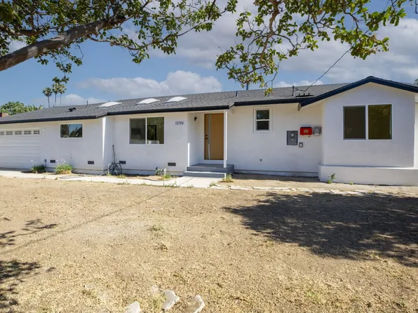 15724 Chase St, North Hills, CA 91343