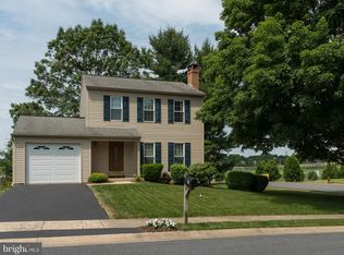 228 Derbyshire Rd, Lancaster, PA 17601