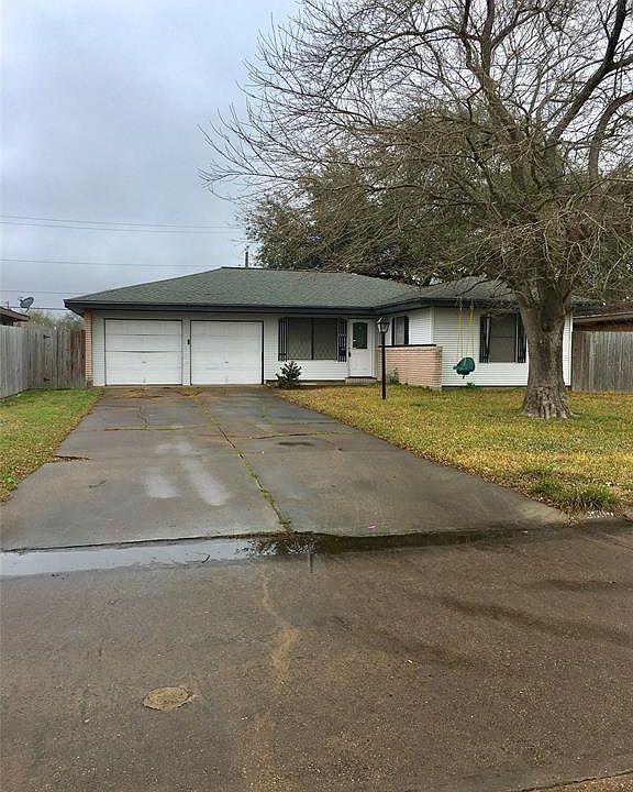 1st image of 2206 18th Ave N