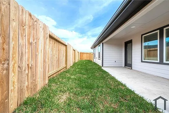 1210 Via Del Corso Ln — Photo 20