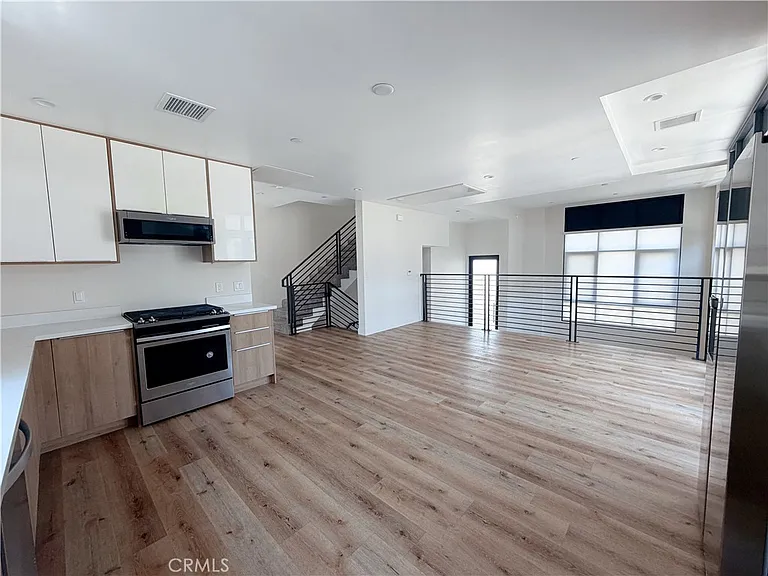 505 N Santa Anita Ave #A — Photo 5