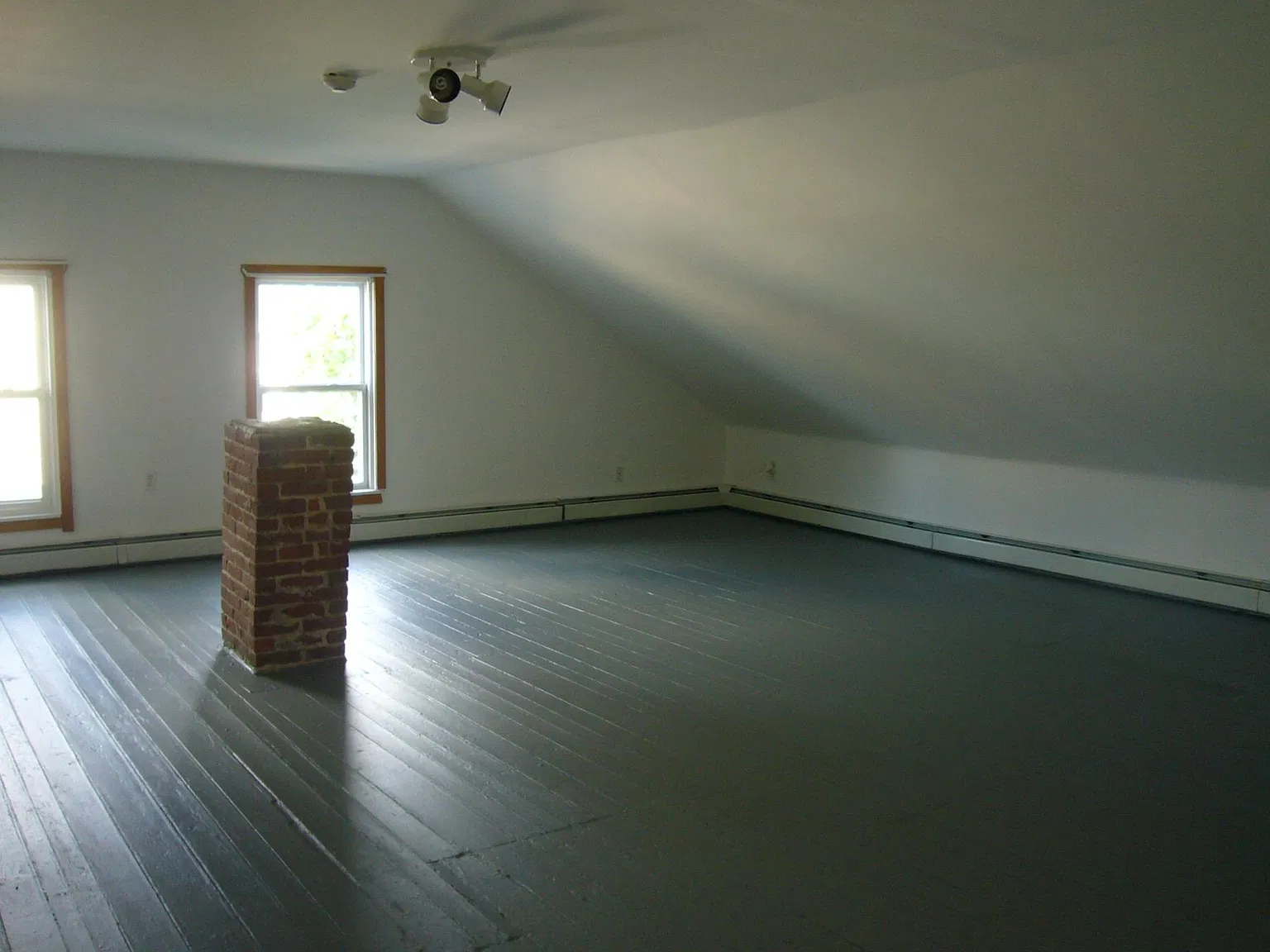1 bed, 1078 sqft, $1,275 — Photo 4