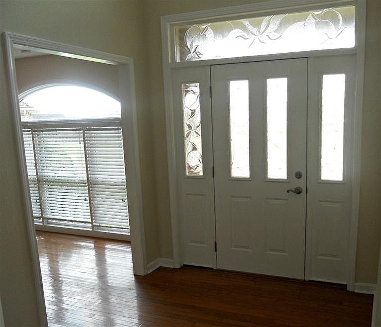1st image of 5600 Glen Meadow Dr