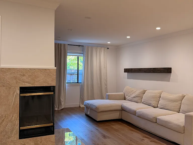 1983 San Luis Ave #7 — Photo 3