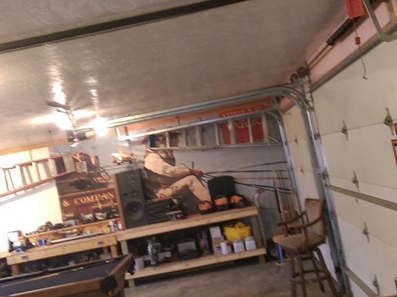 2nd image of 3050 Rebecca St