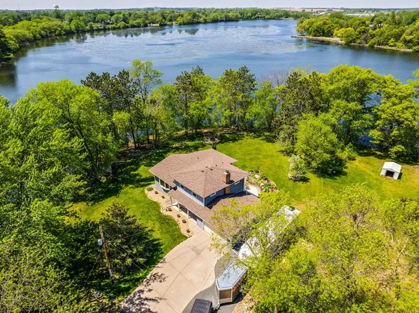 1434 182nd Ave, New Richmond, WI 54017