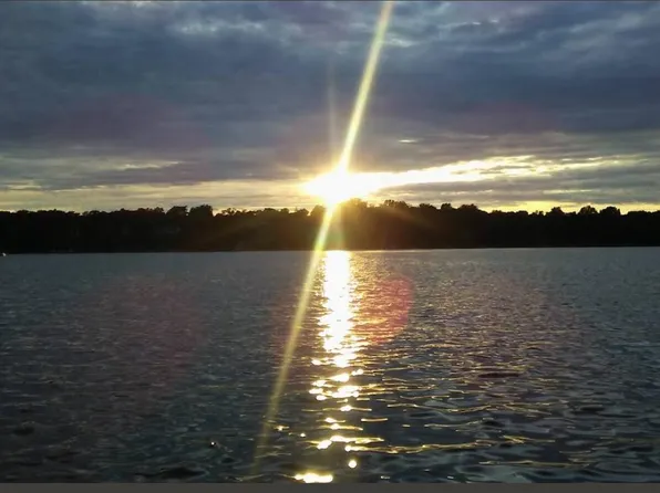 2976 W Owasso Blvd, Roseville, MN 55113