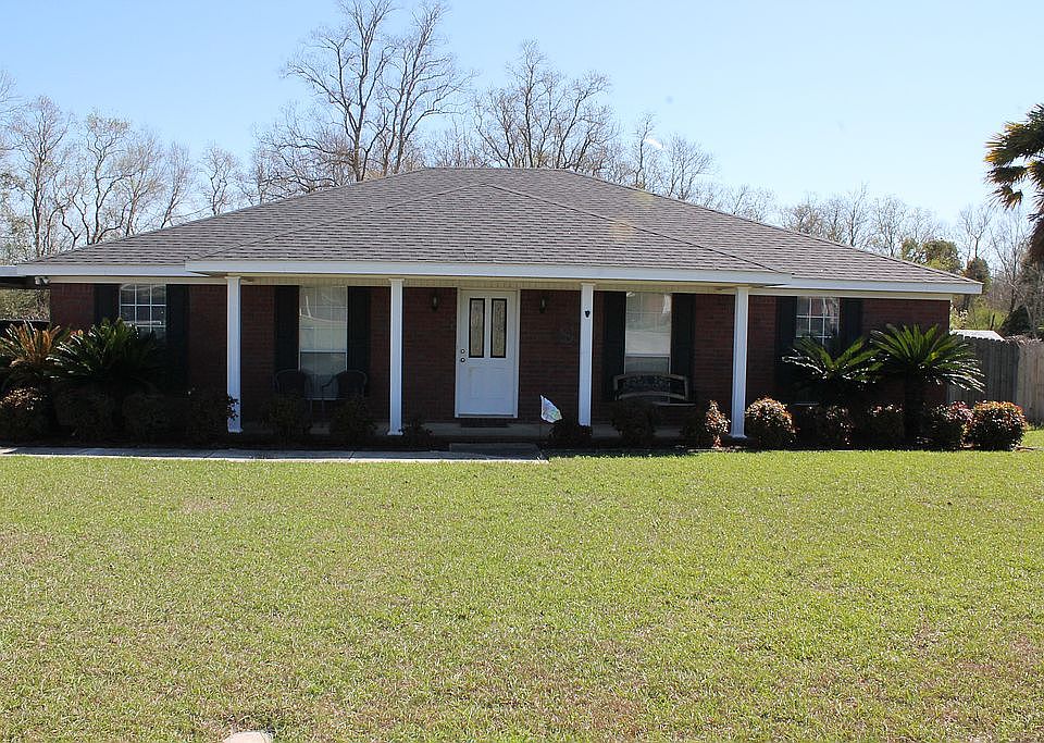 1st image of 8951 Green Valley Dr
