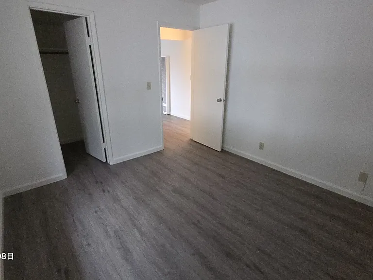 The room has a north-facing window.