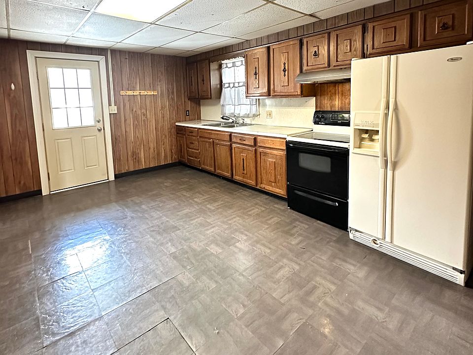 1st image of 117 E Burd St #117