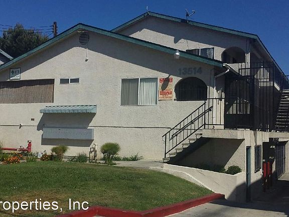 2nd image of 13514 Lemoli Ave #18