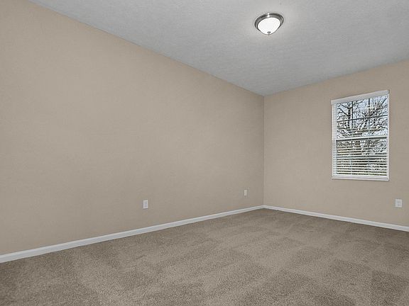 4th image of 1040 Hartford Village Blvd #5519