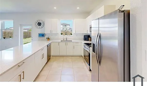 2333 SE 28th Ct — Photo 8
