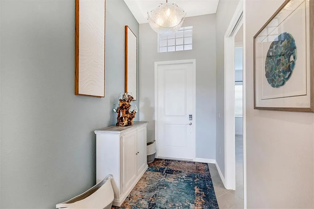 3 bed, 2.0 bath, 2078 sqft, $5,000 — Photo 4