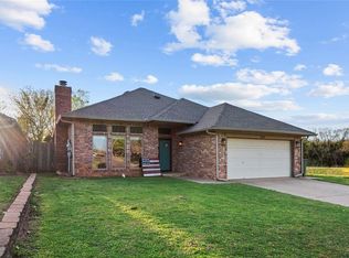 225 Jennifer Ave, Edmond, OK 73003