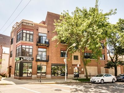 1717 W Newport Ave APT 1, Chicago, IL, 60657